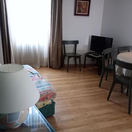 Appartement Avignon Centre Intra Muros Cour Exterieure Parking Prive Gratuit Экстерьер фото