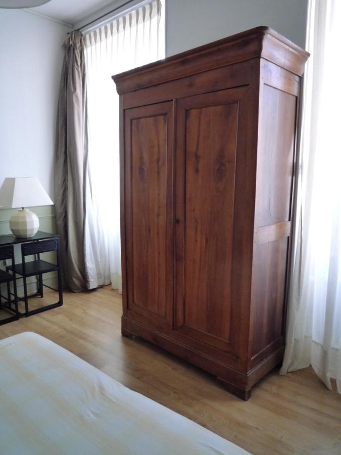 Appartement Avignon Centre Intra Muros Cour Exterieure Parking Prive Gratuit Экстерьер фото
