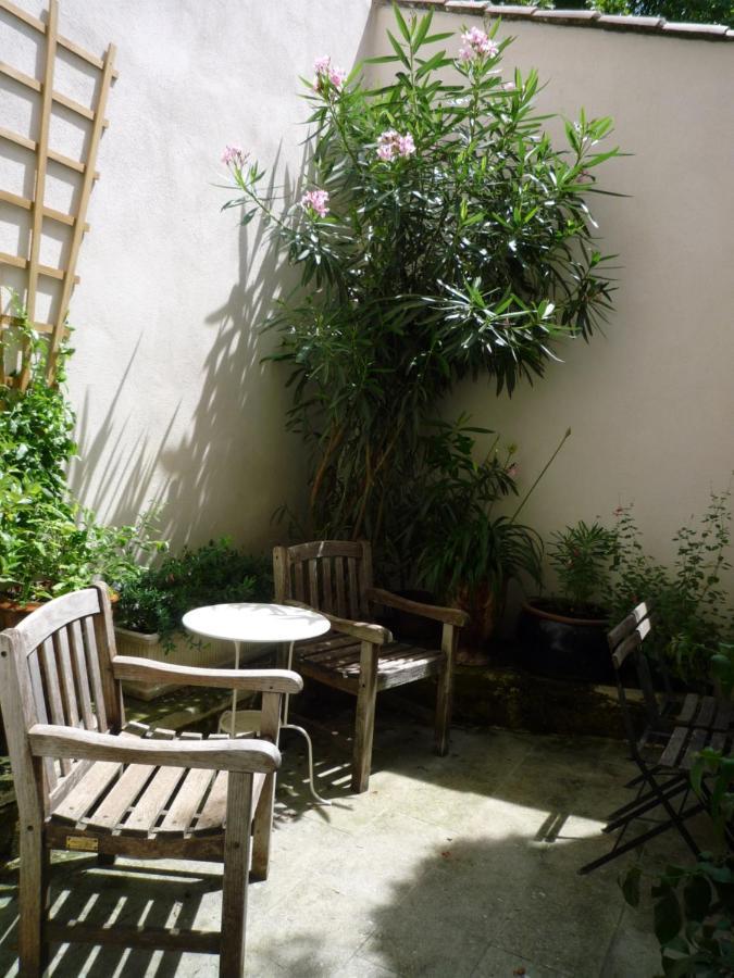 Appartement Avignon Centre Intra Muros Cour Exterieure Parking Prive Gratuit Экстерьер фото